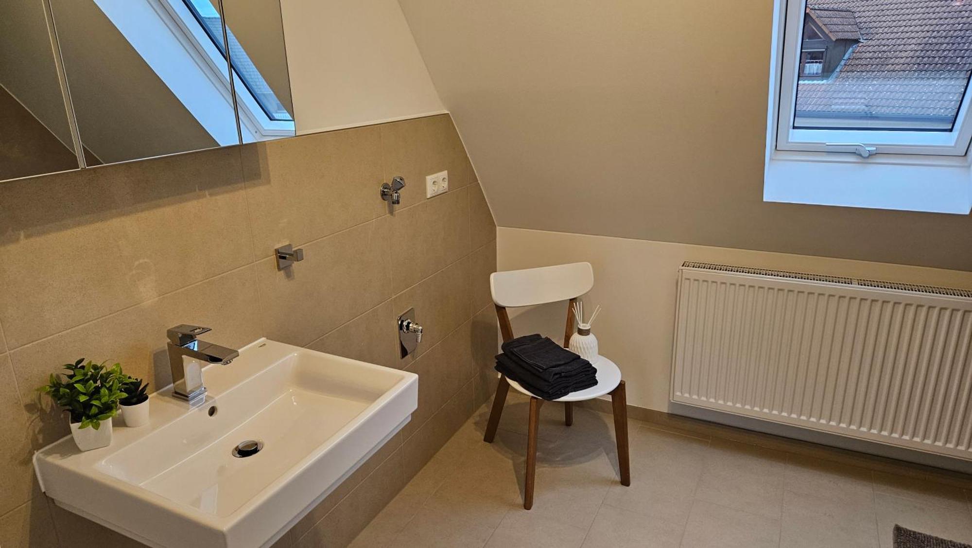 Ferienwohnung As5 Two Bamberg - Zentrale Lage Mit Parkplatz Hallstadt Buitenkant foto